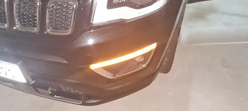 Luz Diurna DRL em LED com seta sequencial Jeep Compass 2017 À 2021 - Modelo 1