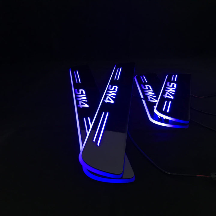 Soleira de LED com efeito dinâmico Hilux SW4